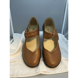 Alegria Ella Mary Jane shoes (J) size 6